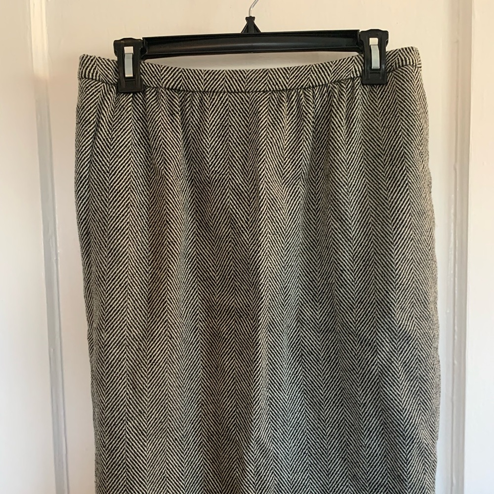 Valentino Skirt - black and white herringbone
